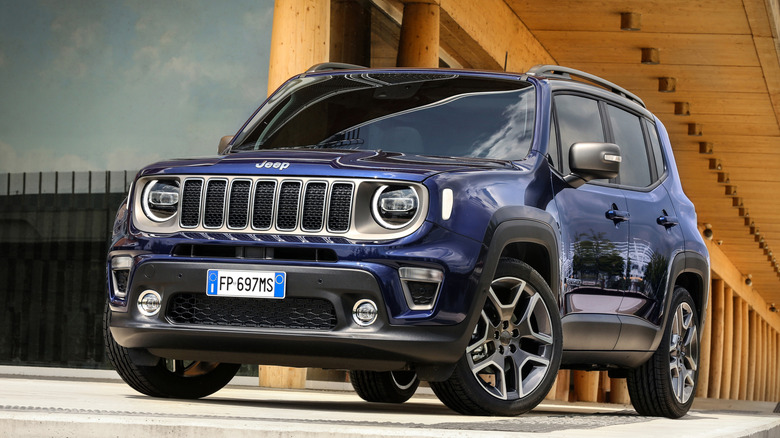 Dark blue 2019 Jeep Renegade parked in front of a building