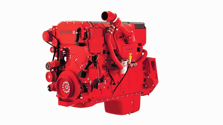 Close up view of a 2007 Cummins ISX engine