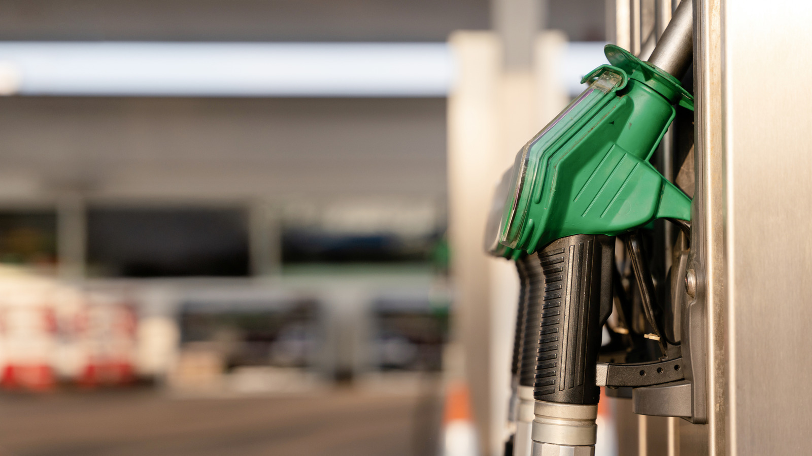 These Are The Best Days To Buy Gas In 2026, According To GasBuddy