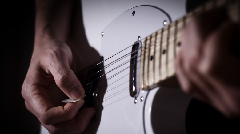 guy playing Telecaster