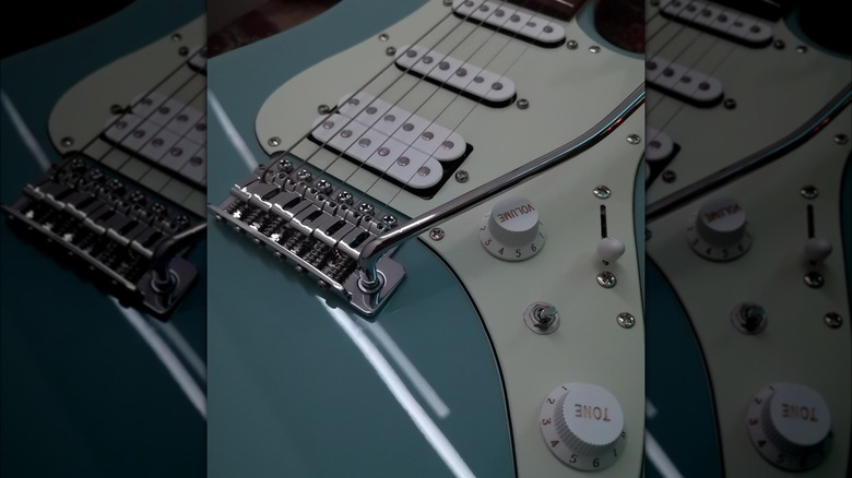 Ibanez AZES31
