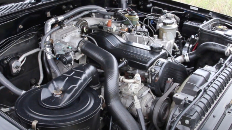 close-up view of the 1HD-FTE in FZJ80 Land Cruiser engine bay
