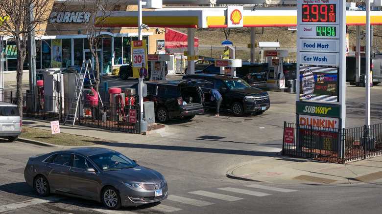 Overhead view of cars filling up at a Shell gas station.