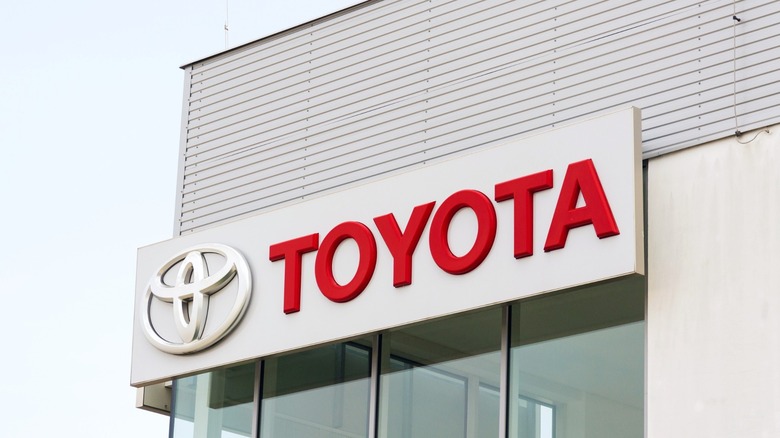 Toyota showroom sign