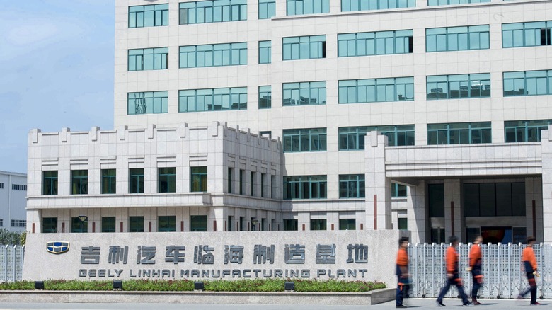Geely factory and workers walking