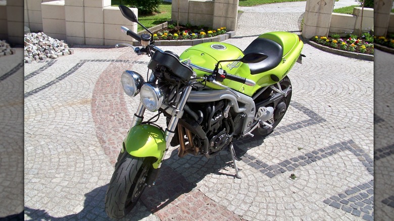 Triumph_T509