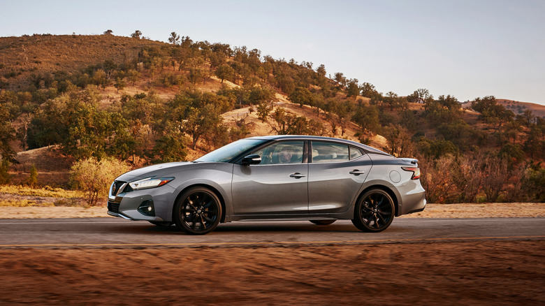 2022 Nissan Maxima Shown