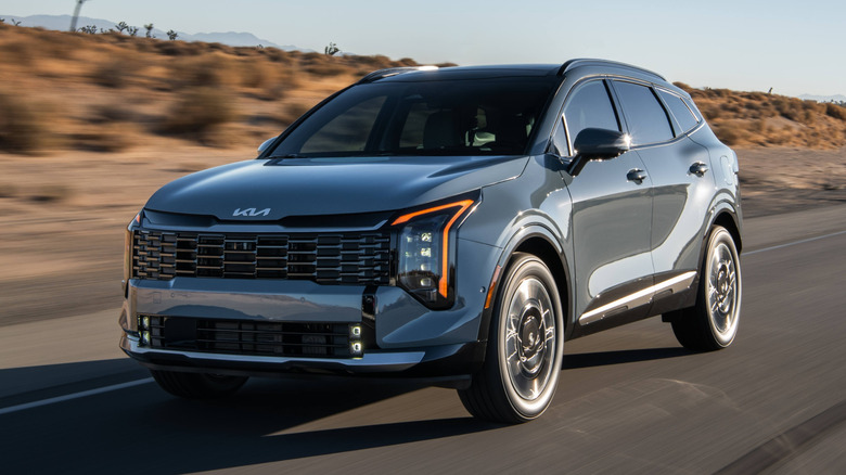 2026 Kia Sportage Hybrid on the road