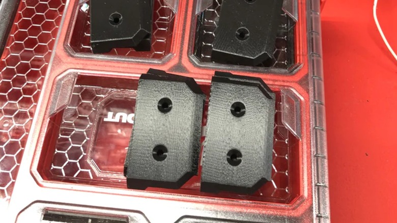 3D printed connector feet for a Milwaukee Packout panel