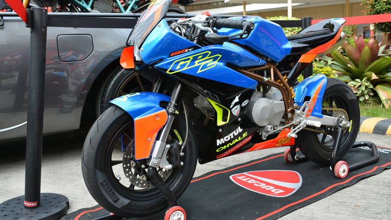 An Ohvale GP2 190 motorcycle uses the same tire size as the affected Dunlop models