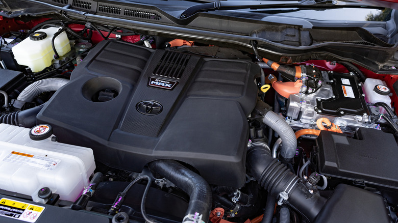 The 3.5 liter V6 engine (known as the i-FORCE) V35A-FTS engine in the engine bay of a modern Toyota Tundra.