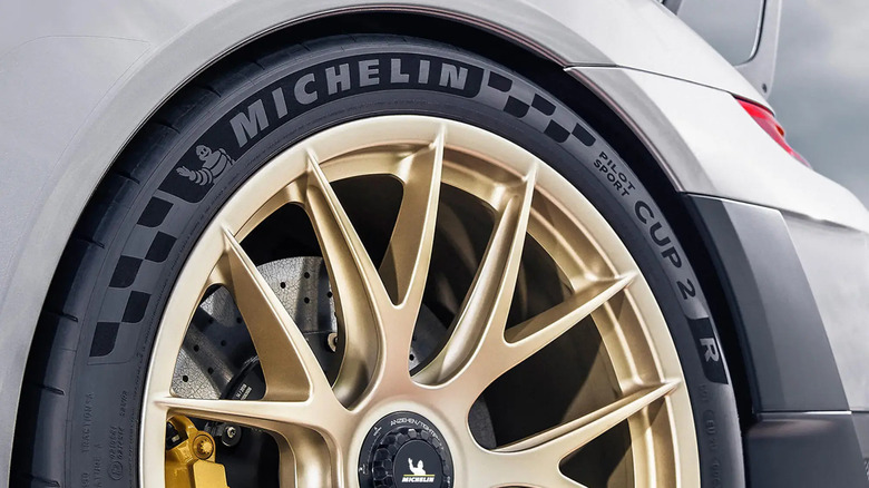 Michelin Pilot Sport Cup 2 R on a Porsche 911 GT2 RS