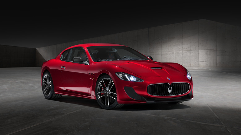2014 Maserati GranTurismo press photo