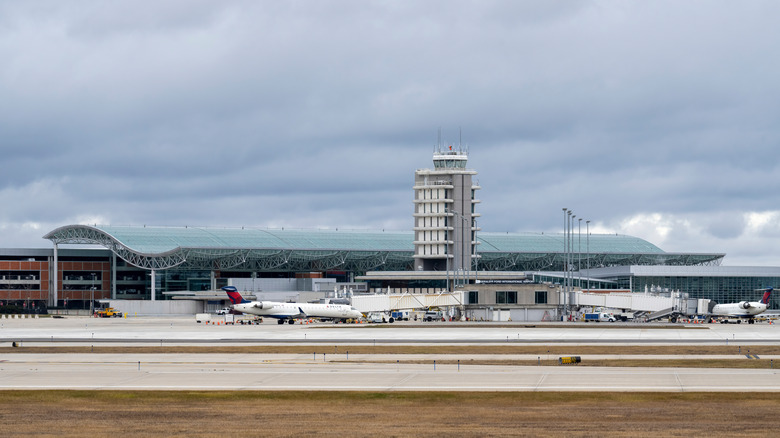 Terminal at Gerald R. Ford Airport