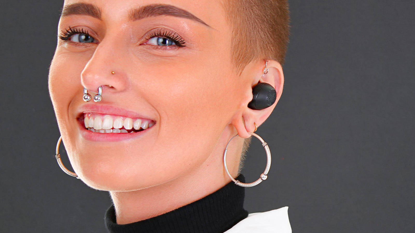 These Wireless Earbuds That Translate 37 Languages In Real Time Are An these-wireless-earbuds-that-translate-37-languages-in-real-time-are-an