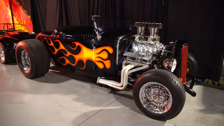 32 Ford Roadster