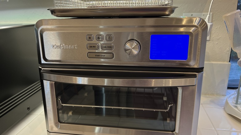 a stainless steel Cusinart air fryer