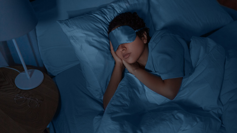 Woman wearing an eye mask