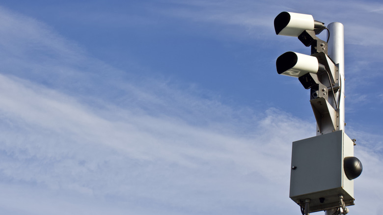 Camera catching plates of cars making road violations