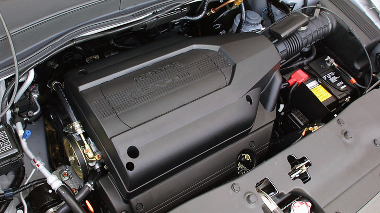 Honda J35 V6 engine in 2003 Honda Pilot