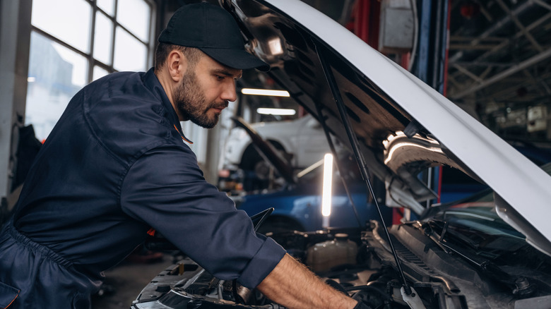 This Auto Service Chain Gets JD Power's Lowest Customer Satisfaction Score In 2026 
