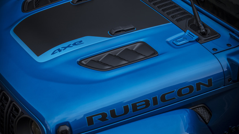 Hood of 2025 Jeep Wrangler 4xe Rubicon