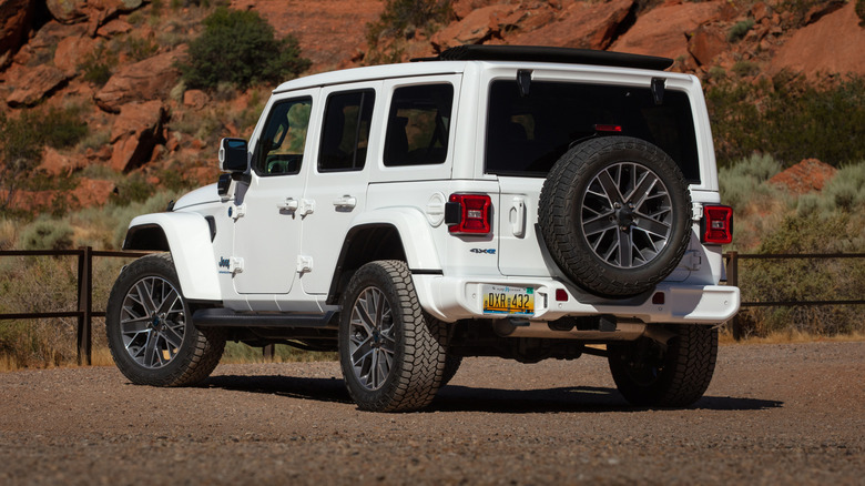 Rear 3/4 view of 2025 Jeep Wrangler 4xe