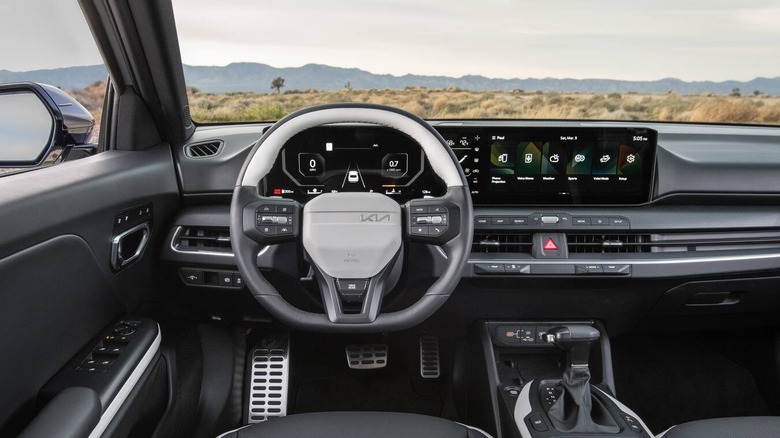2026 Kia K4 dashboard