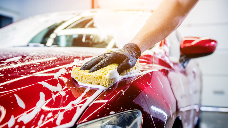 washing car