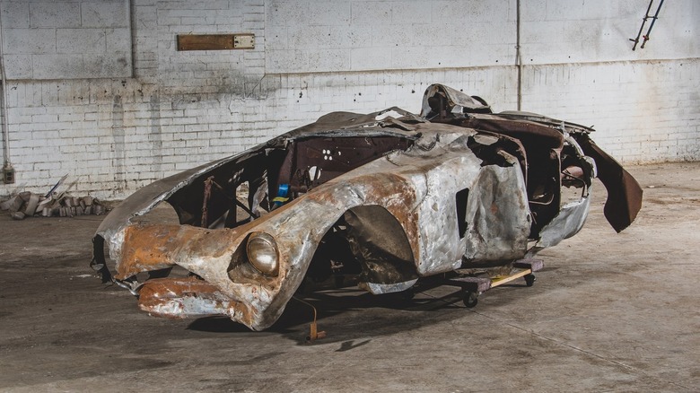 Ferrari 500 Mondial Spider chassis wrecked