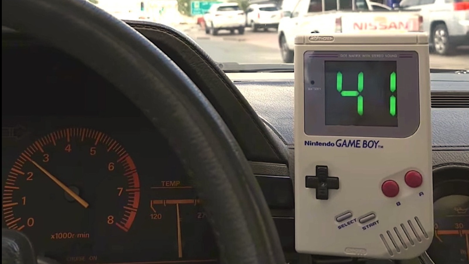 این سرعت سنج Nintendo Game Boy که روی داش نصب شده است، دیدنی است