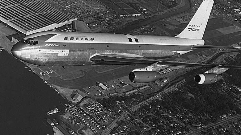 Boeing 707 prototype flying over Washington