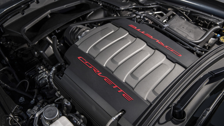 Small-block V8 LT1 under the hood of the 2014 Corvette