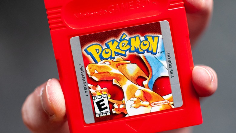 Pokemon Red cartridge