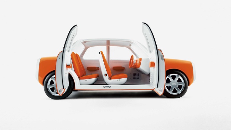 1999 Ford 021C concept doors open