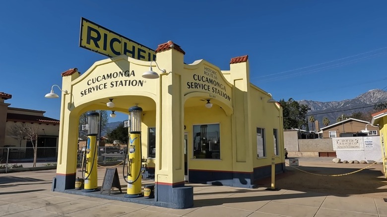 Street view of the Cucamonga Service Station museum