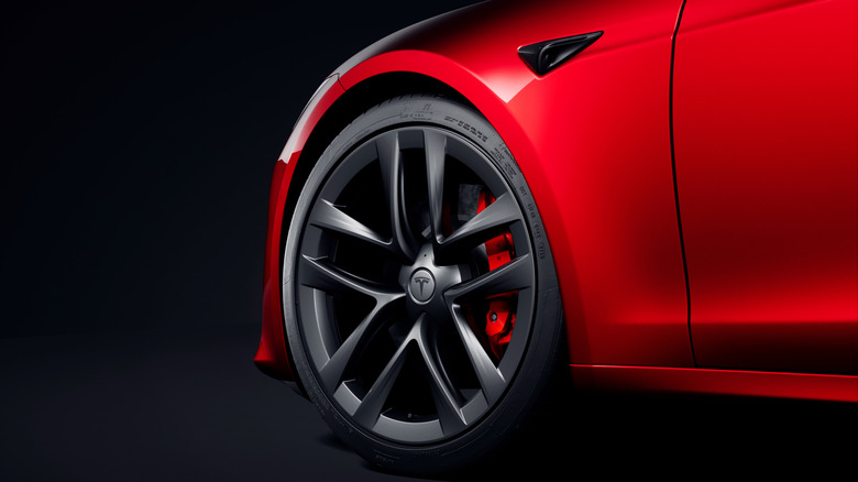 Tesla Model S wheel