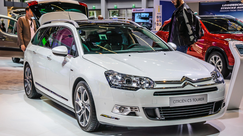 White Citroen C5 Tourer