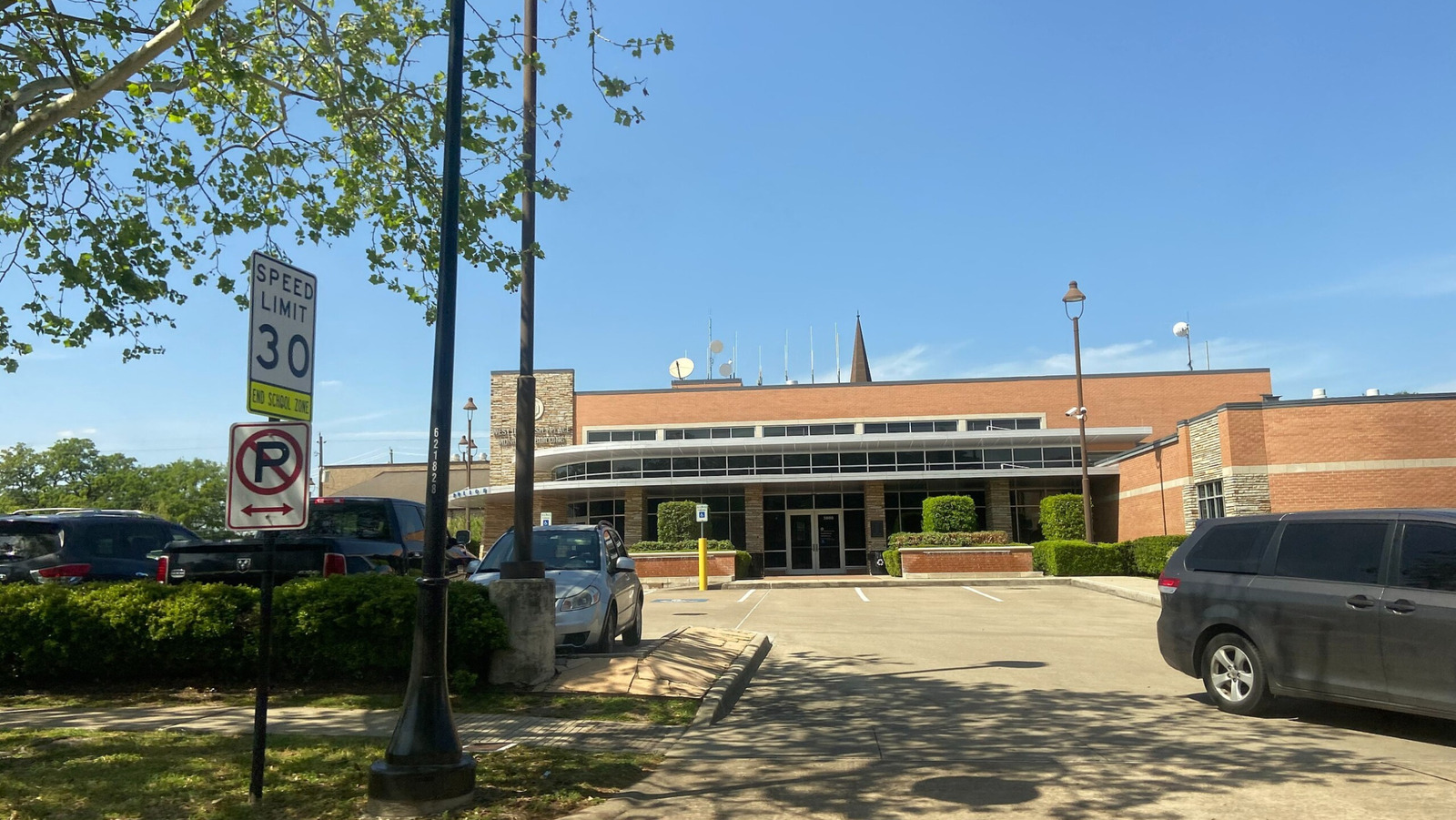 This Invisible 'Virtual Gate' Is A Real Texas Crime Stopper