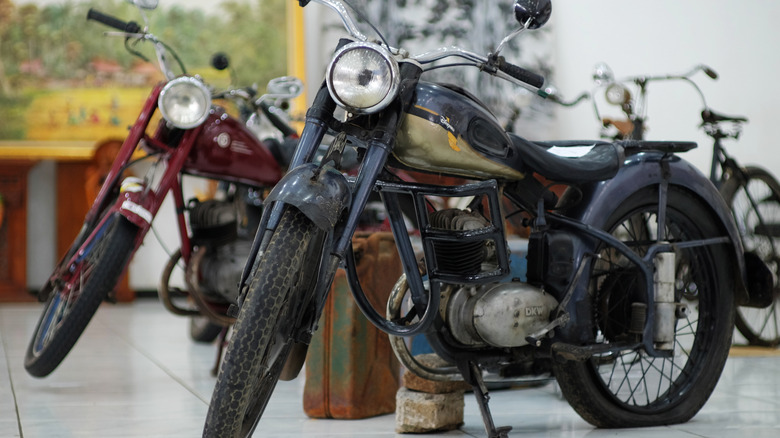 A German DKW Union motorycle on which the Harley-Davidson Model 125 was based on