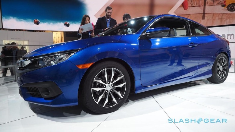 2016-honda-civic-coupe-4