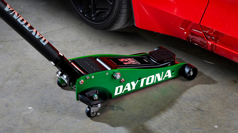 Daytona 1.5 Ton Professional Racing Series Aluminum Floor Jack in use