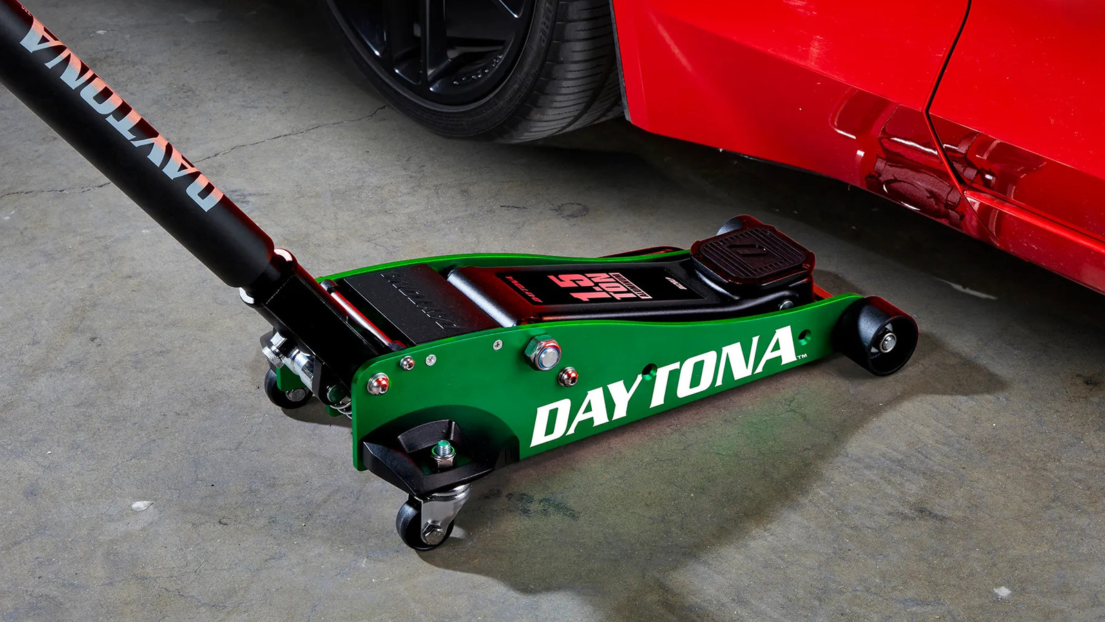 This Is The Best Harbor Freight Daytona Floor Jack If You Have A Small Home Garage