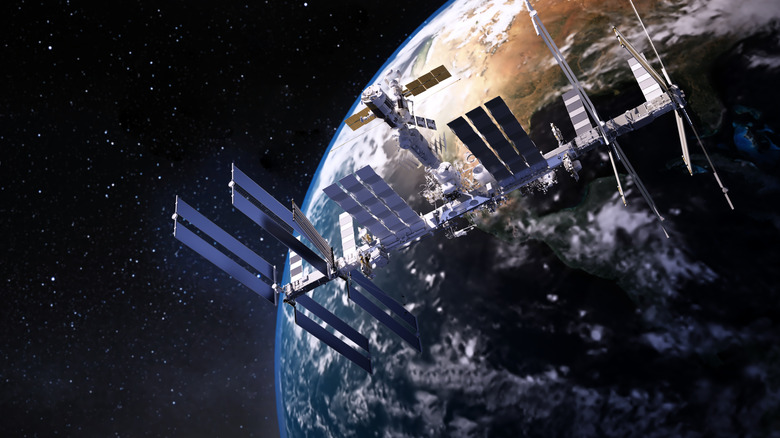 The ISS with Earth in the background.