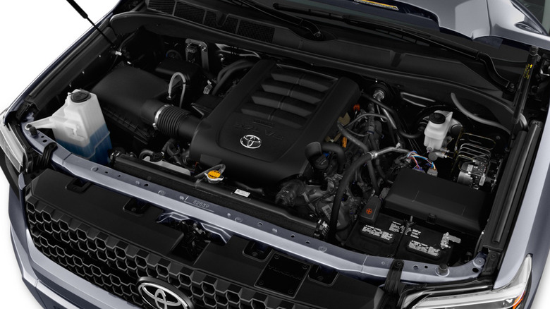 V8 engine in 2019 Toyota Tundra