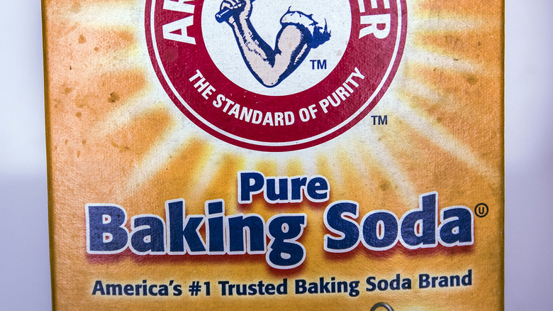 baking soda box