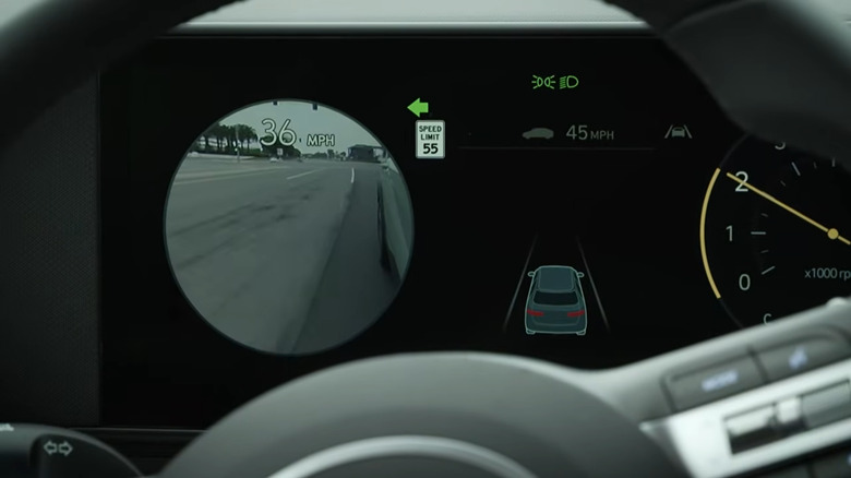 Hyundai Palisade blind spot camera display