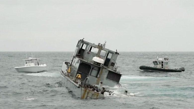 TWR-8419 preparing to be sunk in South Carolina