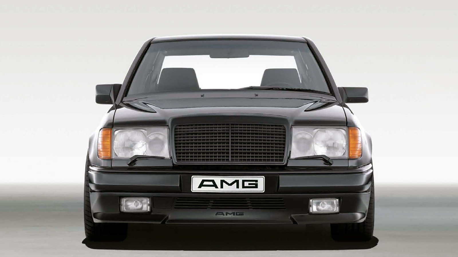 این AMG کمیاب یکی از جالب ترین خودروهای دهه ۸۰ است