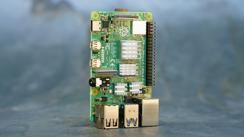 raspberry pi standing up